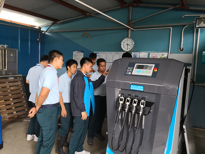 珠海長(zhǎng)隆海洋王國德國寶華壓縮機(jī)投入使用